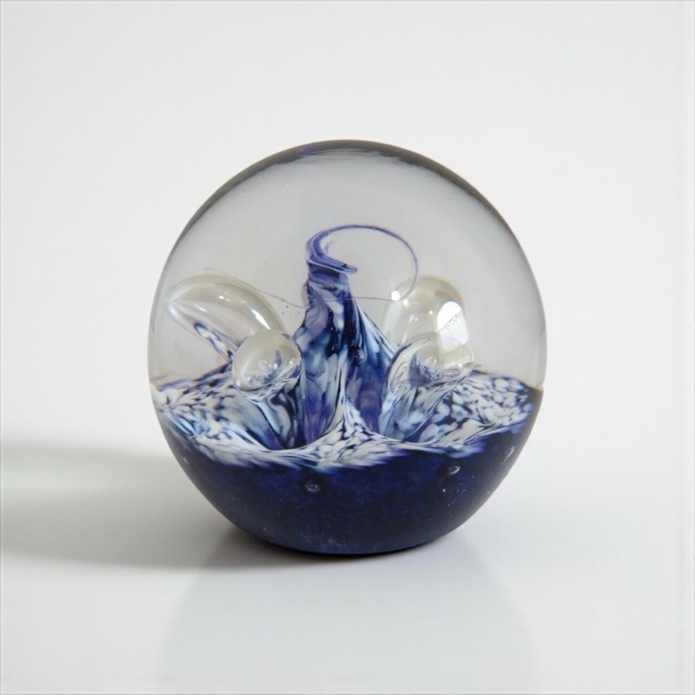 Caithness Paperweight Signed  Colin Terris Scotland Miniature‎ Moon Flower